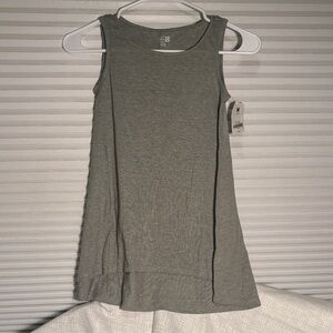 Crazy 8 Light Gray Sleeveless Top